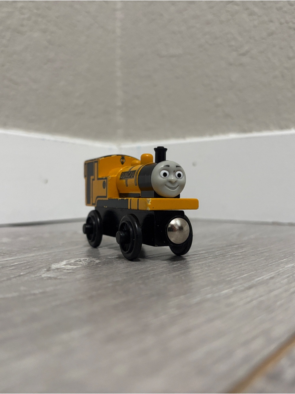 Wooden Duncan - Thomas & Friends - Picture 2 of 8